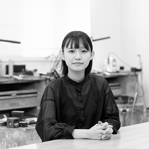 土田里彩子 - 山梨県立宝石美術専門学校